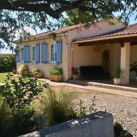 Ardilla - Classée 3 étoiles -grand Confort Et Bien-être à Proximité Immédiate Du Centre Du Village Et Des Commerces