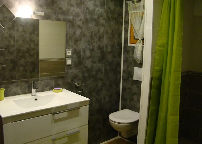 Ardilla - Classee 3 Etoiles -grand Confort Et Bien-etre A Proximite Immediate Du Centre Du Village Et Des Commerces Dom wakacyjny *